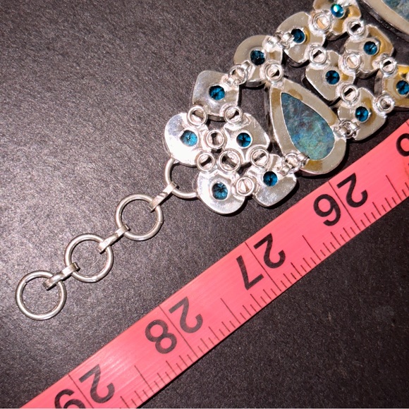 Gorgeous Shattuckite + Blue Topaz cluster statement bracelet cuff - Picture 8 of 10